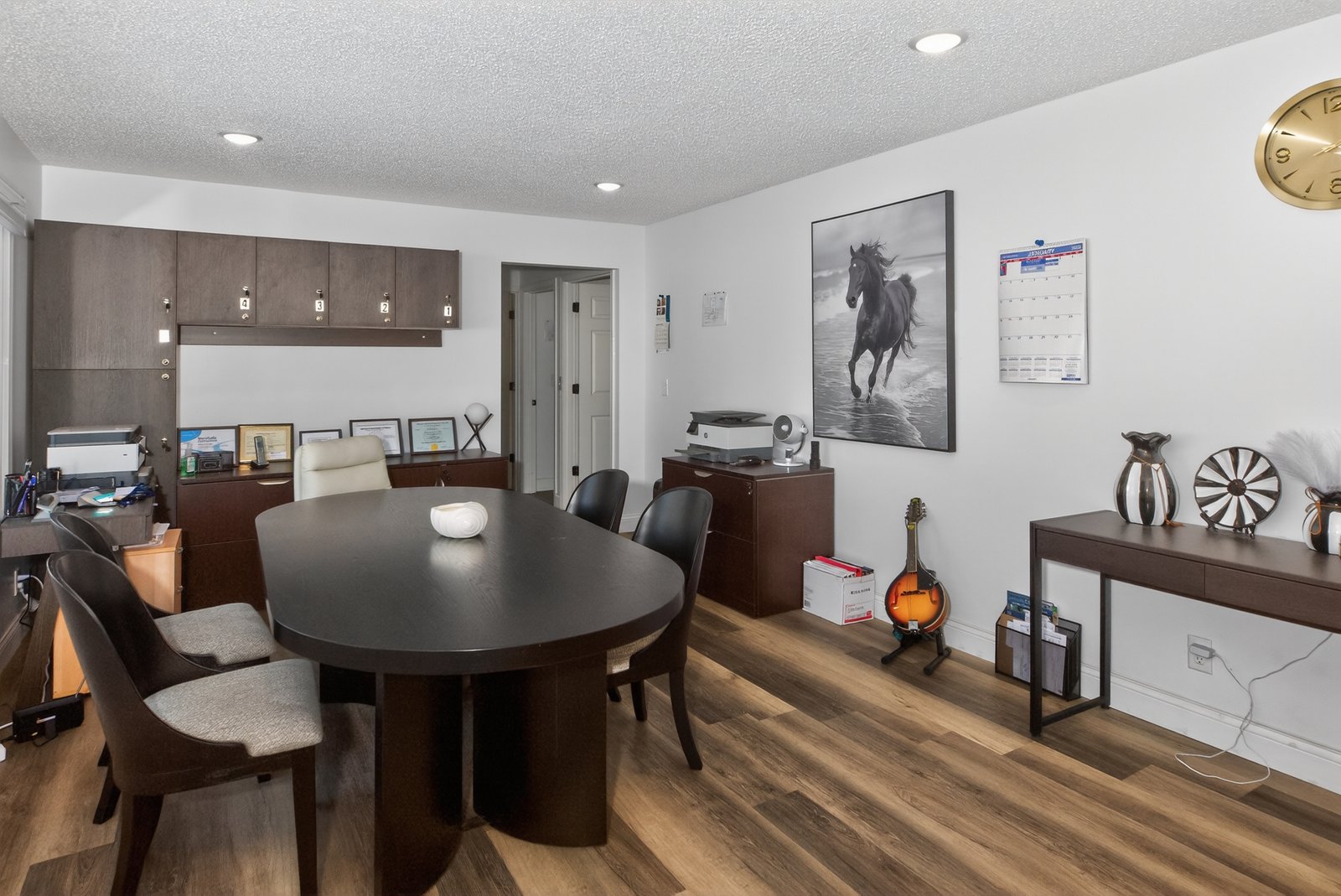 Administrative Office & Meeting Room